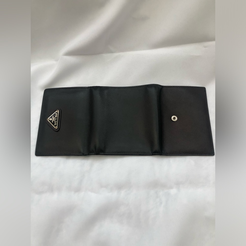 Prada Black Leather Trifold Wallet - Picture 11 of 13